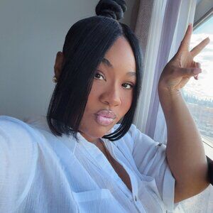 Meet Your Posher: Shay